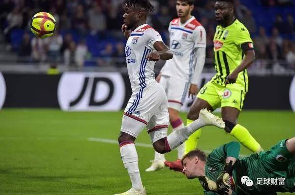  里昂客场顽强逼平马赛，法甲传统强队演绎精彩攻防大战