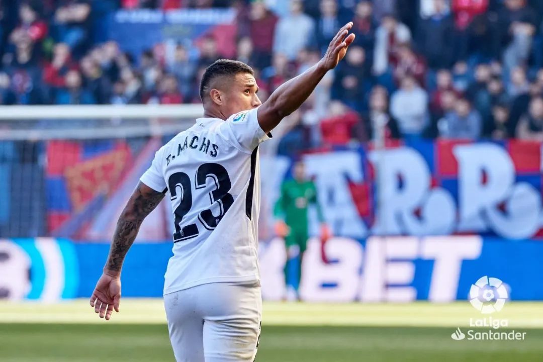  多特蒙德青春风暴席卷赛场展现进攻火力