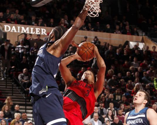  霍芬海姆主场龙威再现，狂轰滥炸击溃来访之敌